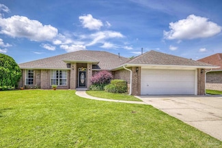 1307 Mazurek Blvd, Pensacola, FL 32514