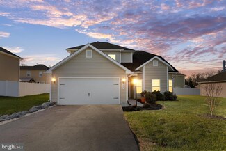 29 Eakins Ln, Martinsburg, WV 25401