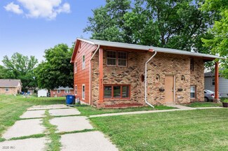4709 Aurora Ave, Des Moines, IA 50310