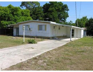 2567 Highland Acre Dr, Clearwater, FL 33761