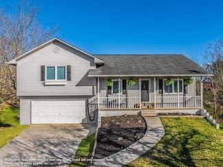 914 Dora St, Seymour, TN 37865