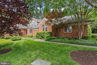 2 Fieldspring Ct, Lutherville Timonium, MD 21093