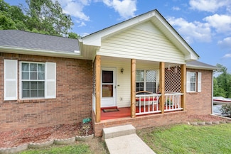 543 Skyview Dr, Ashland City, TN 37015