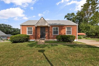 4315 Edgewood Blvd, Saint Louis, MO 63121