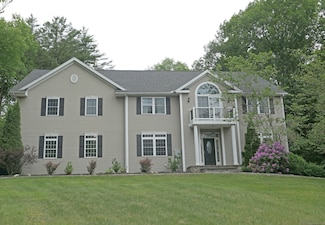 46 Brookfield Rd, Seymour, CT 06483