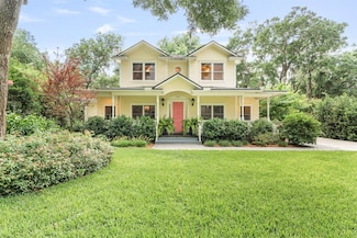 1367 Mission San Carlos Dr, Fernandina Beach, FL 32034