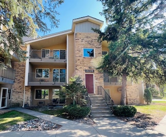 2220 Ridge Dr Unit 11, Saint Louis Park, MN 55416