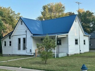 1103 N Adams St, Nevada, MO 64772