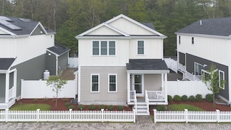 35 Cleary Cir Unit 7, Norfolk, MA 02056