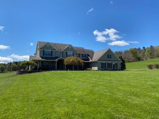 4748 Yenny Rd, Syracuse, NY 13215