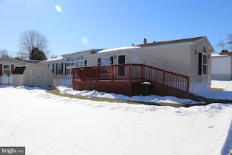 3 Hemlock Acres Ct, Manheim, PA 17545