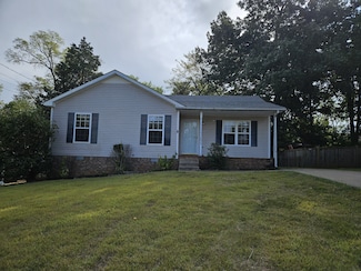 2825 Teakwood Dr, Clarksville, TN 37040