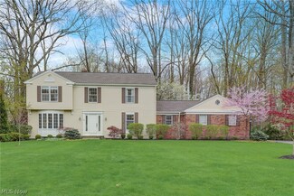 108 Anglers Dr, Chagrin Falls, OH 44022