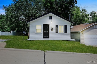 29 E Allison Ave, Saint Louis, MO 63119