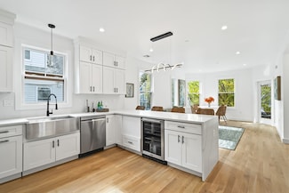 69 Marlboro St Unit 2, Belmont, MA 02478