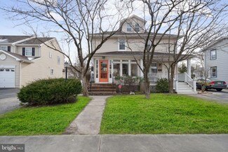 606 1/2 Linden Ave, Riverton, NJ 08077