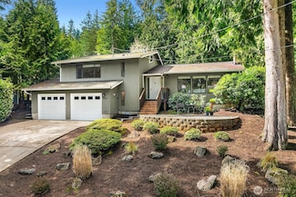 990 Greenwood Blvd SW, Issaquah, WA 98027