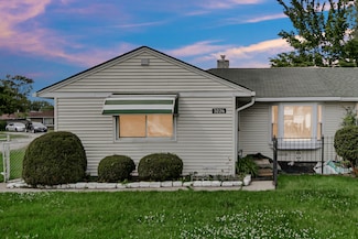 3226 W Lydia Ave, Robbins, IL 60472