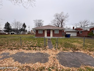 1431 Moore St, Toledo, OH 43608