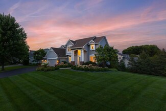 7431 Ridge Hill Rd, Excelsior, MN 55331