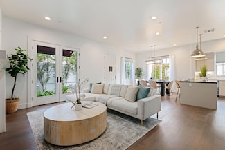 3728 State St Unit 136, Santa Barbara, CA 93105