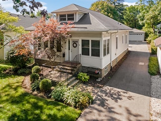 354 N Brockway St, Palatine, IL 60067