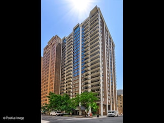 201 E Chestnut St Unit 24C, Chicago, IL 60611