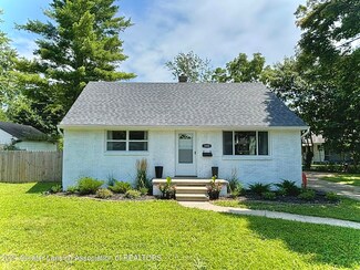 3000 Arcadia Dr, Lansing, MI 48906