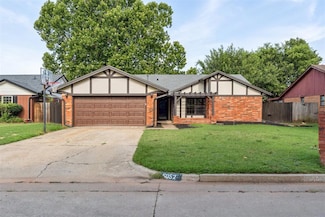 5052 Burntwood Dr, Oklahoma City, OK 73135