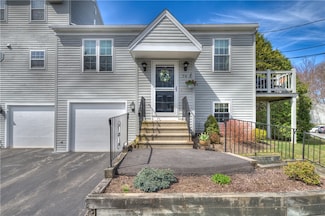 565 Quaker Ln Unit 74, West Warwick, RI 02893