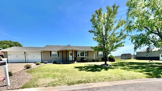 203 Evans St, Ellsworth, KS 67439