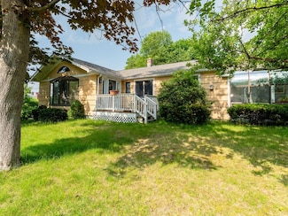 71 Hilltop St, Springfield, MA 01128