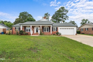 1505 Fairview St, Dunn, NC 28334