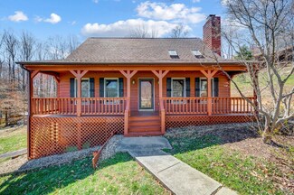 121 Laurel Ln, Lynchburg, VA 24502