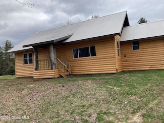 65 Burgey Rd, Schroon Lake, NY 12870