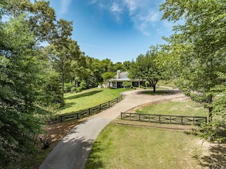435 An County Road 3763, Palestine, TX 75801