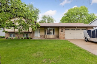 8270 Tyler St NE, Minneapolis, MN 55432