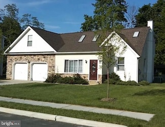 10 Zelley Ave, Trenton, NJ 08620