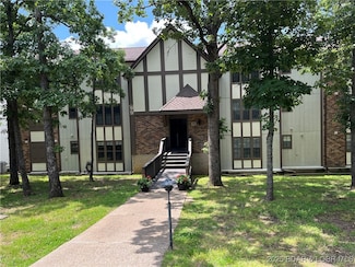 99 Waters Edge Ct Unit 1A, Lake Ozark, MO 65049