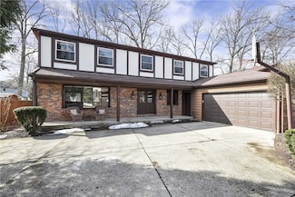 3984 Deepwoods Way, North Olmsted, OH 44070