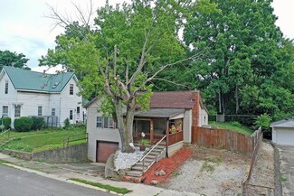 418 Locust St, Middletown, IN 47356