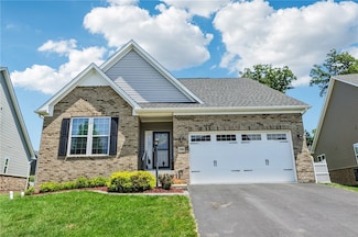 159 Piatt Estates Dr, Washington, PA 15301
