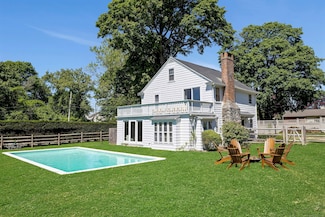 439 Ocean Ave, Stratford, CT 06615