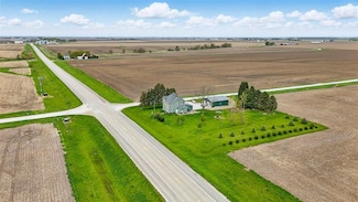 1694 Hemlock Ave, Wellman, IA 52356