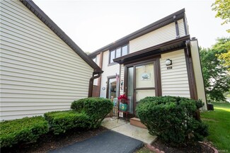 651 Charlesgate Cir, East Amherst, NY 14051