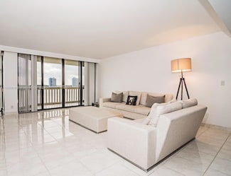 1000 E Island Blvd Unit 802, Aventura, FL 33160