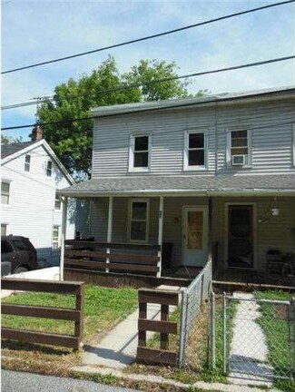 13 S Brandywine Ave, Coatesville, PA 19320