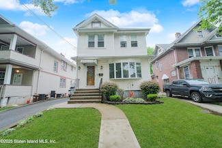 124 Bancroft Ave, Staten Island, NY 10306