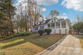 5618 All Saints Ln, Charlotte, NC 28226