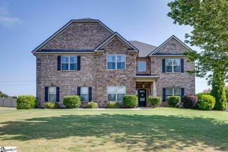 304 Burbridge Ct, Woodruff, SC 29388
